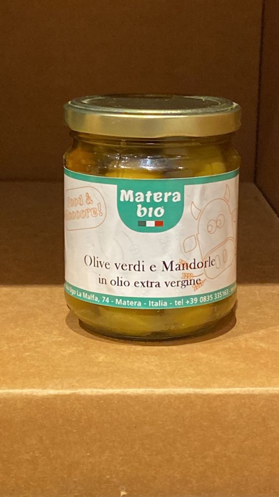 Olive verdi e Mandorle in olio extra vergine di oliva bio  